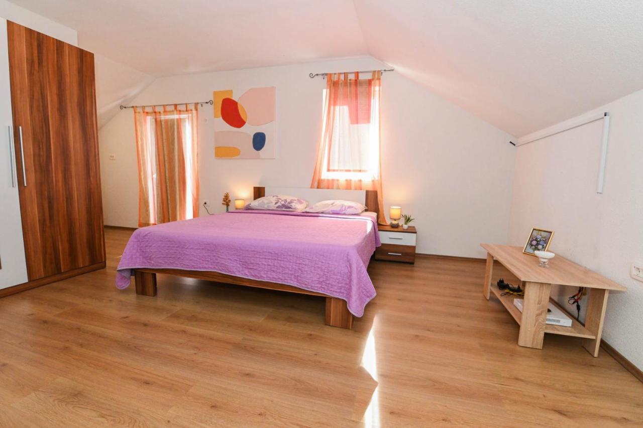 Holiday Home Donji Lepuri Lisicici 외부 사진
