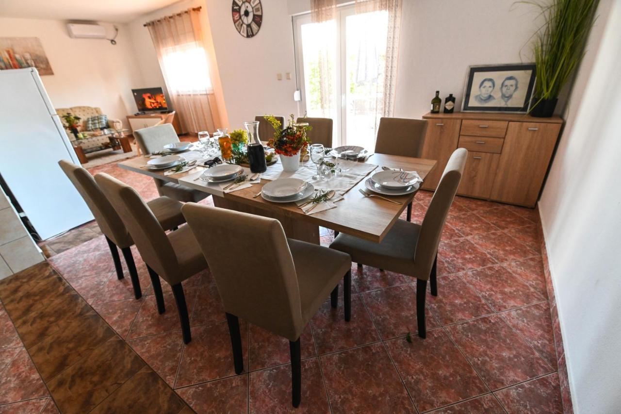 Holiday Home Donji Lepuri Lisicici 외부 사진