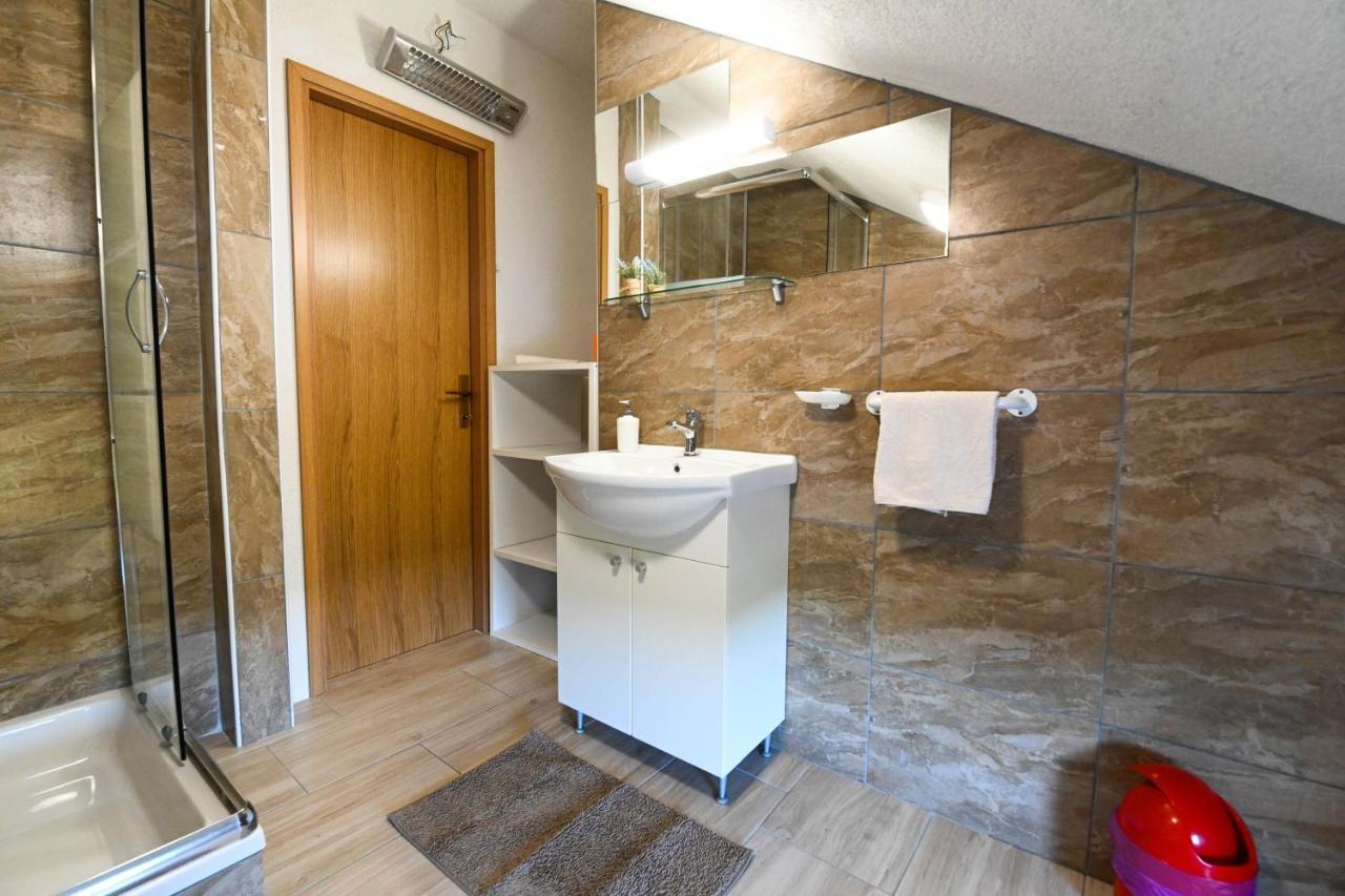 Holiday Home Donji Lepuri Lisicici 외부 사진