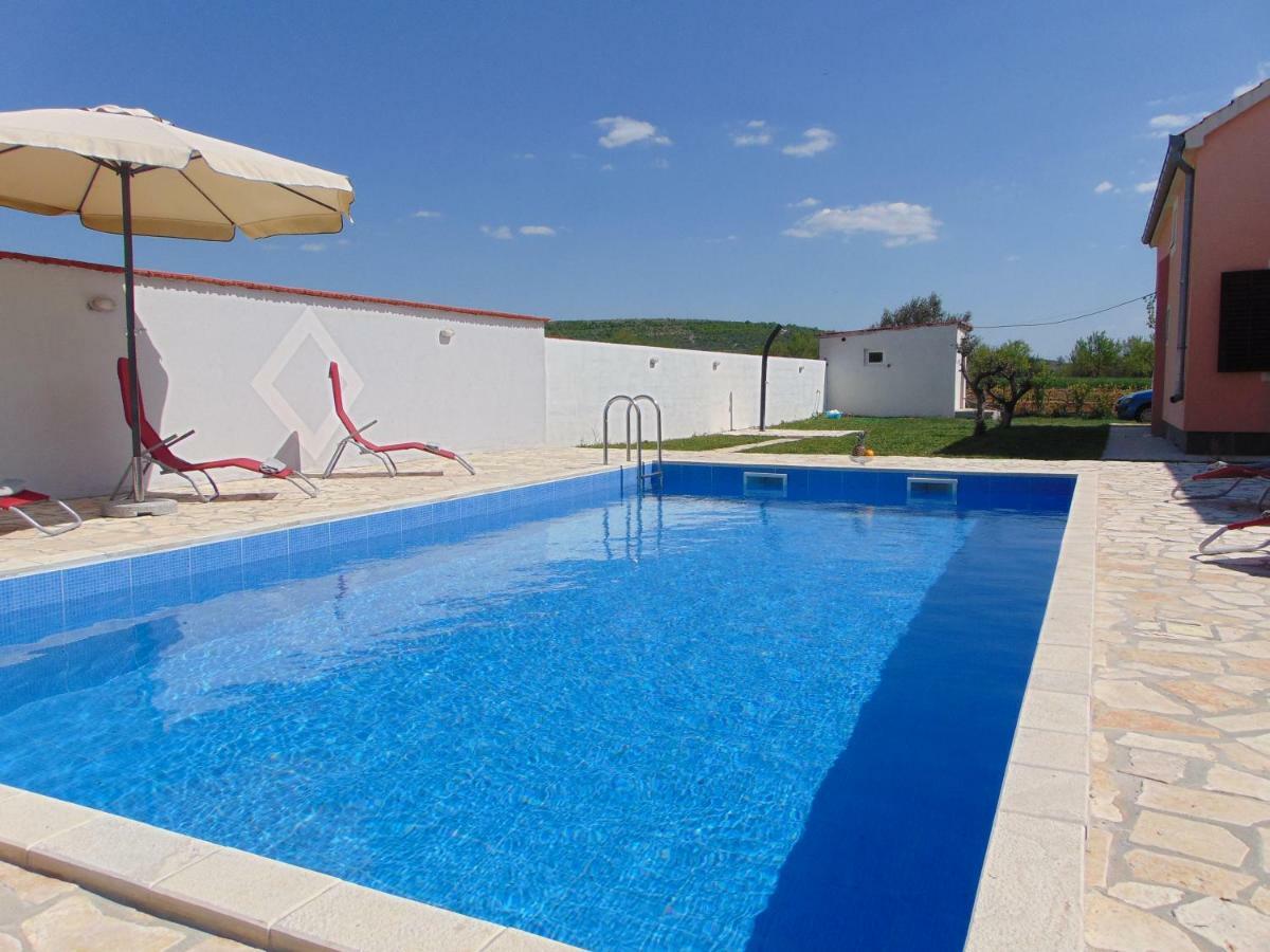 Holiday Home Donji Lepuri Lisicici 외부 사진